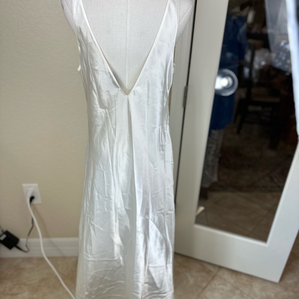 Jones of New‎ York size large white slip mini dress w lace accent - Picture 8 of 15